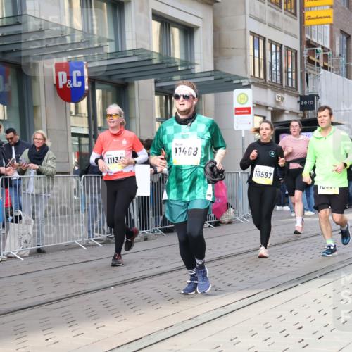 05.10.2025 - 20. swb-Marathon Bremen Strokosch-Dieckow http://msf.ph/oto/9266767 05.10.2025 11:05:40 Ziel 7777, 9355, 9438, 9786, 9907, 9931, 10081, 10095, 10100, 10101, 10192, 10249, 10462, 10587, 10597, 10619, 10623, 10848, 11134, 11231, 11296, 11425, 11455, 11468, 11525, 7777, 9355, 9438, 9786, 9907, 9931, 10081, 10095, 10100, 10101, 10192, 10249, 10462, 10587, 10597, 10619, 10623, 10848, 11134, 11425, 11455, 11468 meine-sportfotos.de