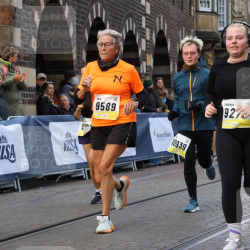 05.10.2025 - 20. swb-Marathon Bremen Strokosch-Dieckow http://msf.ph/oto/9266794 05.10.2025 11:08:44 Ziel 7069, 7706, 9191, 9274, 9276, 9589, 9853, 10051, 10567, 10939, 10998, 11028, 11073, 11076, 11479, 11590 meine-sportfotos.de