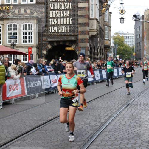 05.10.2025 - 20. swb-Marathon Bremen Yannick Fuchs http://msf.ph/oto/9266815 05.10.2025 10:51:49 Ziel 8333, 9259, 9268, 10436, 10584, 10716, 10918, 11484 meine-sportfotos.de