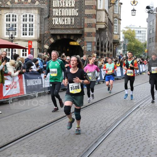 05.10.2025 - 20. swb-Marathon Bremen Yannick Fuchs http://msf.ph/oto/9266914 05.10.2025 10:51:51 Ziel 8333, 9259, 9268, 9506, 10436, 10716, 10968, 11484, 11689, 11696 meine-sportfotos.de