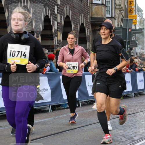05.10.2025 - 20. swb-Marathon Bremen Strokosch-Dieckow http://msf.ph/oto/9267235 05.10.2025 11:08:56 Ziel 9184, 9466, 9721, 9774, 9912, 10031, 10087, 10248, 10458, 10714, 10840, 11126, 11142 meine-sportfotos.de