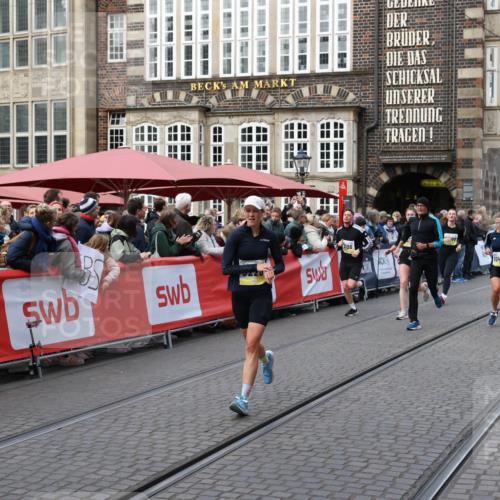 05.10.2025 - 20. swb-Marathon Bremen Yannick Fuchs http://msf.ph/oto/9267836 05.10.2025 10:52:14 Ziel 9196, 9226, 9939, 10240, 10438, 10727, 10977, 11273, 11641 meine-sportfotos.de