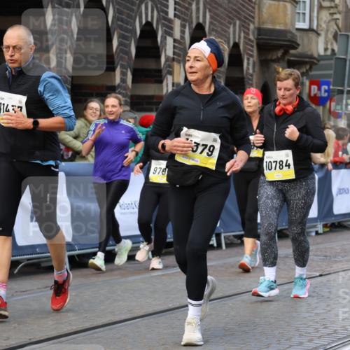 05.10.2025 - 20. swb-Marathon Bremen Strokosch-Dieckow http://msf.ph/oto/9267850 05.10.2025 11:09:09 Ziel 9632, 9798, 9815, 10315, 10522, 10784, 11056, 11379, 11437, 11530, 11674 meine-sportfotos.de