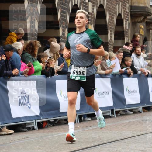 05.10.2025 - 20. swb-Marathon Bremen Strokosch-Dieckow http://msf.ph/oto/9267932 05.10.2025 13:00:11 Ziel 198, 826, 1812, 2064, 2169, 4422, 6996, 8030 meine-sportfotos.de