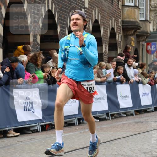 05.10.2025 - 20. swb-Marathon Bremen Strokosch-Dieckow http://msf.ph/oto/9267985 05.10.2025 13:00:12 Ziel 198, 241, 826, 1812, 2064, 2169, 4422, 6996, 7498, 8030 meine-sportfotos.de