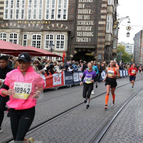 05.10.2025 - 20. swb-Marathon Bremen Yannick Fuchs http://msf.ph/oto/9268193 05.10.2025 10:52:21 Ziel 9196, 9226, 9852, 9955, 10038, 10240, 10438, 10668, 10727, 10900, 10927, 10942, 11458, 11491, 11641 meine-sportfotos.de