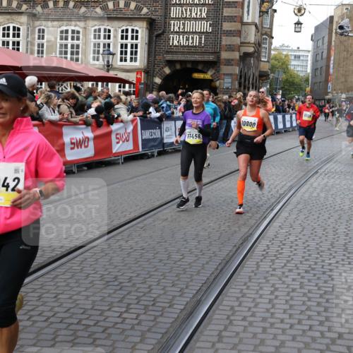 05.10.2025 - 20. swb-Marathon Bremen Yannick Fuchs http://msf.ph/oto/9268210 05.10.2025 10:52:21 Ziel 9196, 9226, 9852, 9955, 10038, 10240, 10438, 10668, 10727, 10900, 10927, 10942, 11458, 11491, 11641 meine-sportfotos.de