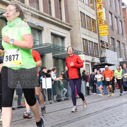05.10.2025 - 20. swb-Marathon Bremen Strokosch-Dieckow http://msf.ph/oto/9268376 05.10.2025 11:06:55 Ziel 7779, 9180, 9217, 9265, 9334, 9483, 9491, 9628, 9702, 9757, 9877, 9890, 9901, 10160, 10193, 10223, 10286, 10330, 10332, 10371, 10582, 10632, 10737, 10788, 10824, 10836, 10902, 10991, 11122, 11258, 11329, 11384, 11477, 11529, 11709, 7779, 9180, 9217, 9265, 9334, 9483, 9491, 9628, 9702, 9757, 9877, 9890, 9901, 10160, 10193, 10223, 10286, 10330, 10332, 10371, 10582, 10632, 10737, 10788, 10824, 10836, 10902, 10991, 11122, 11709 meine-sportfotos.de