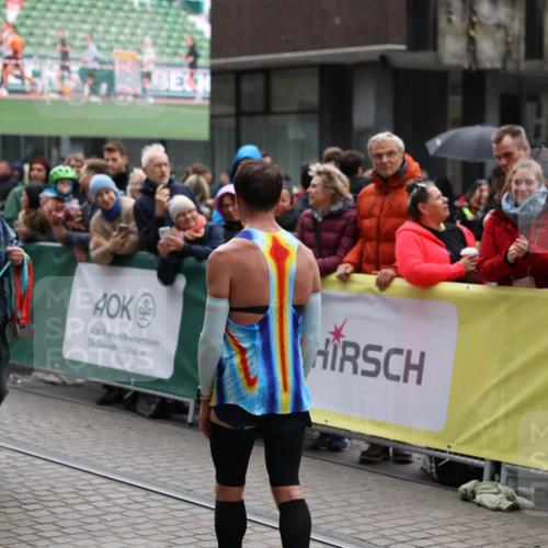 05.10.2025 - 20. swb-Marathon Bremen Yannick Fuchs http://msf.ph/oto/9268479 05.10.2025 12:12:57 Ziel  meine-sportfotos.de