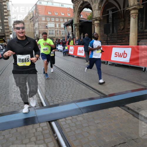 05.10.2025 - 20. swb-Marathon Bremen Yannick Fuchs http://msf.ph/oto/9268762 05.10.2025 10:52:29 Ziel 9172, 9584, 9955, 9987, 10507, 10719, 10900, 10927, 11128, 11458, 11491, 11528, 11665 meine-sportfotos.de