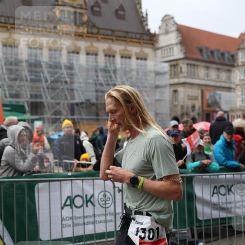 05.10.2025 - 20. swb-Marathon Bremen Yannick Fuchs http://msf.ph/oto/9268964 05.10.2025 12:13:20 Ziel 1301 meine-sportfotos.de