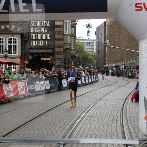 05.10.2025 - 20. swb-Marathon Bremen Yannick Fuchs http://msf.ph/oto/9269004 05.10.2025 12:14:11 Ziel 1779 meine-sportfotos.de