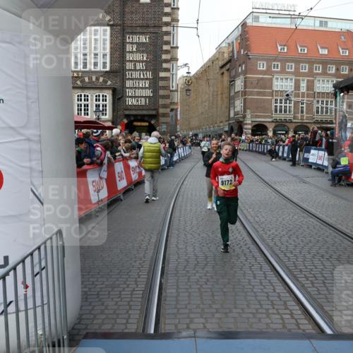 05.10.2025 - 20. swb-Marathon Bremen Yannick Fuchs http://msf.ph/oto/9269024 05.10.2025 10:52:32 Ziel 9172, 9584, 9987, 10241, 10507, 10719, 11128, 11528, 11665 meine-sportfotos.de