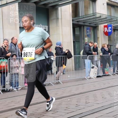 05.10.2025 - 20. swb-Marathon Bremen Strokosch-Dieckow http://msf.ph/oto/9269112 05.10.2025 11:07:25 Ziel 9212, 9306, 9615, 10135, 10366, 10550, 10585, 10650, 10706, 10749, 10776, 11584, 9212, 9306, 9615, 10135, 10366, 10550, 10585, 10650, 10706, 10749, 10776 meine-sportfotos.de