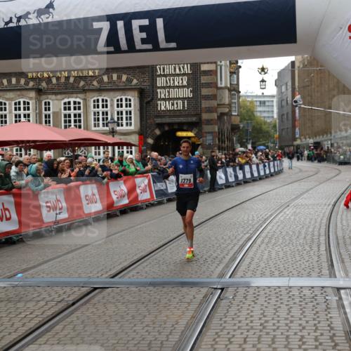 05.10.2025 - 20. swb-Marathon Bremen Yannick Fuchs http://msf.ph/oto/9269137 05.10.2025 12:14:13 Ziel 1779 meine-sportfotos.de