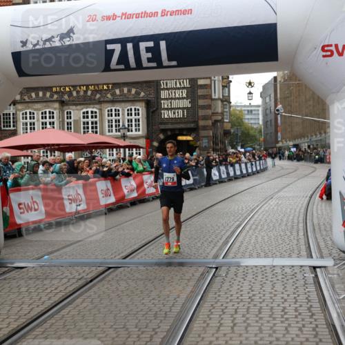 05.10.2025 - 20. swb-Marathon Bremen Yannick Fuchs http://msf.ph/oto/9269152 05.10.2025 12:14:13 Ziel 1779 meine-sportfotos.de