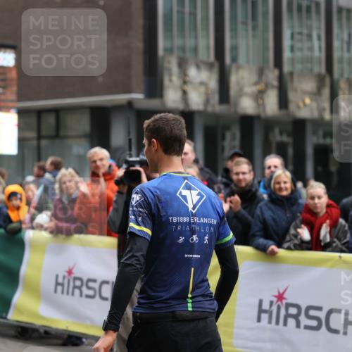 05.10.2025 - 20. swb-Marathon Bremen Yannick Fuchs http://msf.ph/oto/9269432 05.10.2025 12:14:20 Ziel 1779 meine-sportfotos.de