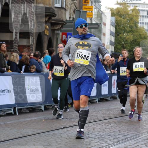 05.10.2025 - 20. swb-Marathon Bremen Strokosch-Dieckow http://msf.ph/oto/9269757 05.10.2025 11:09:49 Ziel 9410, 9685, 9972, 10412, 10448, 10827, 10860, 11206, 11219, 11381, 11486 meine-sportfotos.de