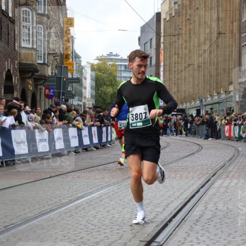 05.10.2025 - 20. swb-Marathon Bremen Strokosch-Dieckow http://msf.ph/oto/9270149 05.10.2025 13:01:23 Ziel 1626, 3807, 5132 meine-sportfotos.de