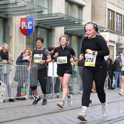 05.10.2025 - 20. swb-Marathon Bremen Strokosch-Dieckow http://msf.ph/oto/9270235 05.10.2025 11:08:22 Ziel 7069, 7706, 9184, 9191, 9235, 9274, 9276, 9481, 9589, 9721, 9853, 9982, 10051, 10134, 10212, 10567, 10787, 10859, 10939, 10998, 11028, 11073, 11076, 11242, 11479, 11590, 7069, 7706, 9184, 9191, 9235, 9274, 9276, 9481, 9589, 9721, 9853, 9982, 10051, 10134, 10212, 10567, 10787, 10859, 10939, 10998, 11028, 11073, 11076, 11242, 11479, 11590 meine-sportfotos.de