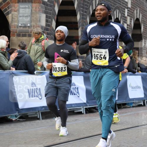05.10.2025 - 20. swb-Marathon Bremen Strokosch-Dieckow http://msf.ph/oto/9270458 05.10.2025 11:10:04 Ziel 7799, 9288, 9470, 9476, 9554, 9561, 10082, 10383, 10563, 10596, 10659, 10969, 11204, 11401, 11536, 11634 meine-sportfotos.de