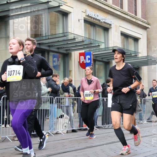 05.10.2025 - 20. swb-Marathon Bremen Strokosch-Dieckow http://msf.ph/oto/9270600 05.10.2025 11:08:34 Ziel 7706, 9184, 9191, 9274, 9276, 9466, 9589, 9632, 9721, 9774, 9853, 9912, 10031, 10051, 10087, 10248, 10458, 10567, 10714, 10840, 10939, 11073, 11126, 11142, 11479, 11590, 7706, 9184, 9191, 9274, 9276, 9466, 9589, 9632, 9721, 9774, 9853, 9912, 10031, 10051, 10087, 10248, 10458, 10567, 10714, 10840, 10939, 11073, 11126, 11142, 11479, 11590 meine-sportfotos.de