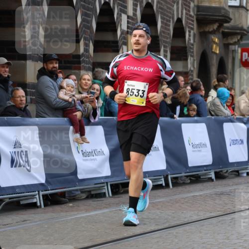 05.10.2025 - 20. swb-Marathon Bremen Strokosch-Dieckow http://msf.ph/oto/9270859 05.10.2025 11:10:18 Ziel 8533, 9734, 9806, 10189, 10280, 11333, 11388 meine-sportfotos.de