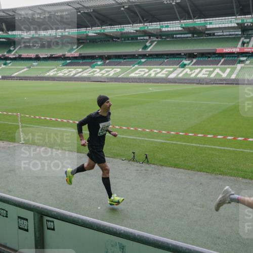05.10.2025 - 20. swb-Marathon Bremen Michael Burmester http://msf.ph/oto/9271142 05.10.2025 12:43:31 Laufen im Stadion 288, 577, 628, 662, 706, 1265, 1641, 1652, 1745, 1992, 2062, 2967, 3391, 3435, 3580, 4369, 4631, 4664, 4867, 5014, 5231, 5287, 5495, 5741, 5815, 5988, 6224, 6385, 6423, 6912, 7269, 7472, 7498, 7668, 7764, 7816, 7834, 8053, 8275, 8520, 8593, 9095, 588, 965, 1105, 1123, 1215, 1612, 1645, 1810, 2068, 2141, 2385, 3294, 3391, 3705, 5028, 5470, 7405, 7547 meine-sportfotos.de