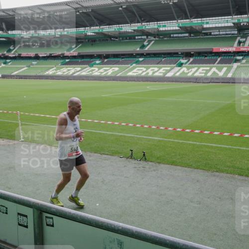 05.10.2025 - 20. swb-Marathon Bremen Michael Burmester http://msf.ph/oto/9271349 05.10.2025 12:44:07 Laufen im Stadion 288, 329, 506, 548, 577, 706, 917, 1196, 1992, 2092, 2249, 2967, 3435, 4369, 4422, 4631, 4867, 5014, 5287, 5495, 5908, 5988, 6385, 6912, 7099, 7373, 7525, 7816, 7834, 7949, 8030, 8275, 8593, 9095, 577, 628, 662, 1641, 1652, 1745, 2062, 3580, 5231, 5815, 6224, 6423, 7269, 7498, 7668, 8053 meine-sportfotos.de