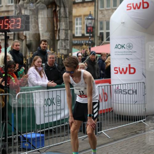 05.10.2025 - 20. swb-Marathon Bremen Yannick Fuchs http://msf.ph/oto/9271517 05.10.2025 12:16:13 Ziel 13 meine-sportfotos.de