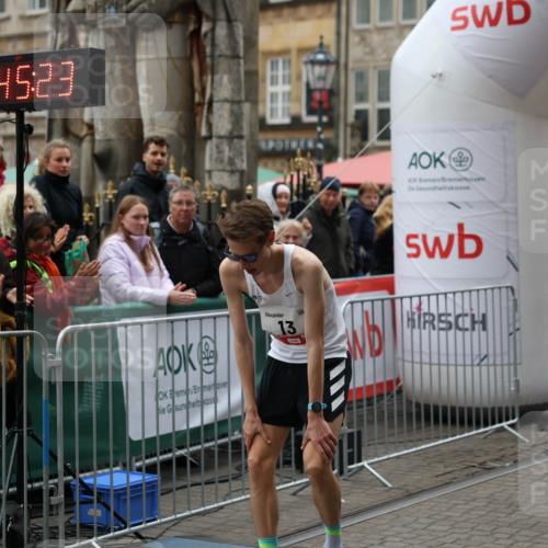05.10.2025 - 20. swb-Marathon Bremen Yannick Fuchs http://msf.ph/oto/9271524 05.10.2025 12:16:13 Ziel 13 meine-sportfotos.de