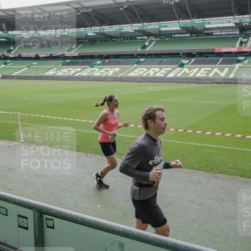 05.10.2025 - 20. swb-Marathon Bremen Michael Burmester http://msf.ph/oto/9271638 05.10.2025 12:44:40 Laufen im Stadion 109, 329, 506, 539, 548, 642, 657, 819, 917, 1631, 2013, 2092, 2188, 2666, 2719, 3150, 3219, 3251, 3342, 3982, 4358, 4422, 5908, 6302, 6633, 7099, 7373, 7525, 7949, 8030, 8169, 8351, 8382, 288, 1196, 1992, 2249, 8275 meine-sportfotos.de