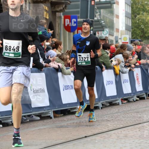 05.10.2025 - 20. swb-Marathon Bremen Strokosch-Dieckow http://msf.ph/oto/9271754 05.10.2025 13:02:29 Ziel 662, 1810, 3327, 6849 meine-sportfotos.de