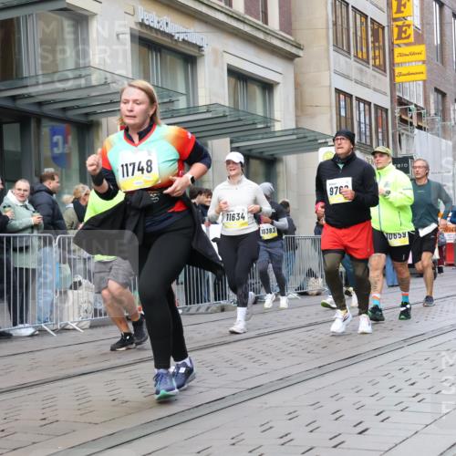 05.10.2025 - 20. swb-Marathon Bremen Strokosch-Dieckow http://msf.ph/oto/9271948 05.10.2025 11:09:37 Ziel 7799, 9001, 9288, 9410, 9470, 9476, 9554, 9561, 9685, 9760, 9972, 10383, 10412, 10435, 10448, 10515, 10563, 10596, 10659, 10827, 10860, 10885, 10969, 11206, 11219, 11381, 11401, 11405, 11486, 11536, 11634, 11655, 11748, 7799, 9001, 9288, 9410, 9470, 9476, 9554, 9561, 9685, 9760, 9972, 10383, 10412, 10435, 10448, 10515, 10563, 10596, 10659, 10827, 10860, 10885, 10969, 11206, 11219, 11381, 11401, 11405 meine-sportfotos.de
