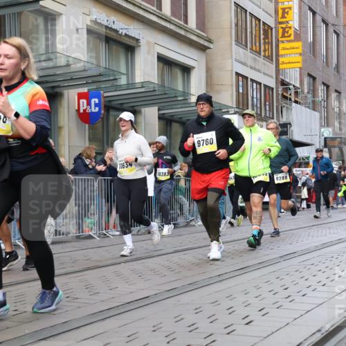 05.10.2025 - 20. swb-Marathon Bremen Strokosch-Dieckow http://msf.ph/oto/9271960 05.10.2025 11:09:37 Ziel 7799, 9001, 9288, 9410, 9470, 9476, 9554, 9561, 9685, 9760, 9972, 10383, 10412, 10435, 10448, 10515, 10563, 10596, 10659, 10827, 10860, 10885, 10969, 11206, 11219, 11381, 11401, 11405, 11486, 11536, 11634, 11655, 11748, 7799, 9001, 9288, 9410, 9470, 9476, 9554, 9561, 9685, 9760, 9972, 10383, 10412, 10435, 10448, 10515, 10563, 10596, 10659, 10827, 10860, 10885, 10969, 11206, 11219, 11381, 11401, 11405 meine-sportfotos.de