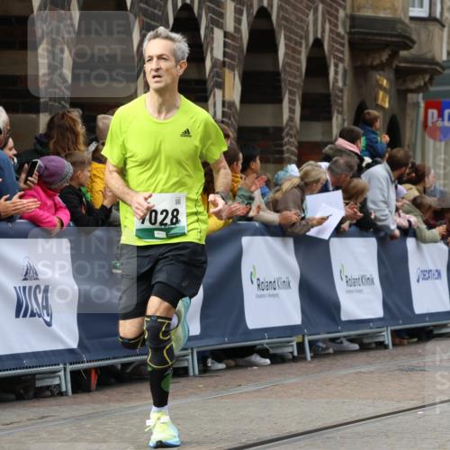 05.10.2025 - 20. swb-Marathon Bremen Strokosch-Dieckow http://msf.ph/oto/9272002 05.10.2025 13:02:39 Ziel 3054, 4274, 7028, 7170 meine-sportfotos.de