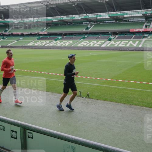 05.10.2025 - 20. swb-Marathon Bremen Michael Burmester http://msf.ph/oto/9272097 05.10.2025 12:45:48 Laufen im Stadion 349, 649, 852, 943, 1055, 1091, 1146, 1307, 1790, 1883, 2545, 3197, 3218, 3807, 4786, 5132, 5588, 6150, 7028, 7440, 7526, 8747, 109, 819, 1055, 1631, 2666, 2719, 3327, 3342, 4358, 4571, 6302, 6996, 8828, 9130 meine-sportfotos.de