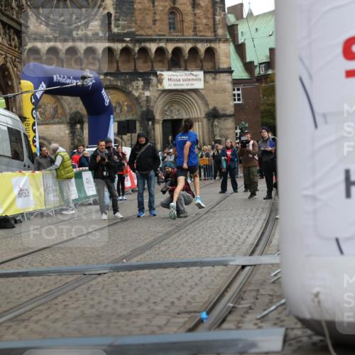 05.10.2025 - 20. swb-Marathon Bremen Yannick Fuchs http://msf.ph/oto/9272260 05.10.2025 12:17:57 Ziel 404, 1739 meine-sportfotos.de