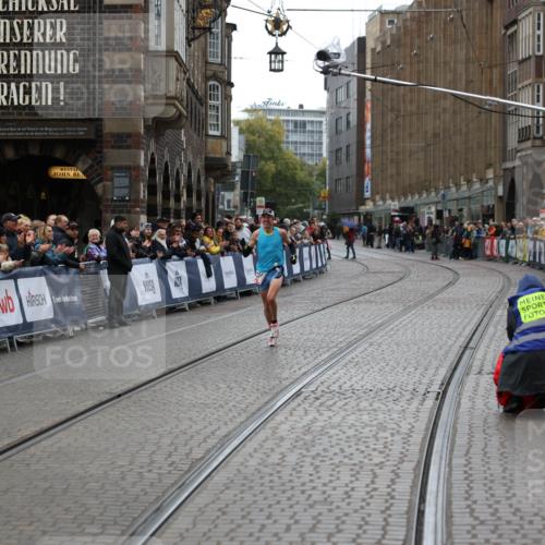 05.10.2025 - 20. swb-Marathon Bremen Yannick Fuchs http://msf.ph/oto/9272420 05.10.2025 12:19:13 Ziel 2049 meine-sportfotos.de