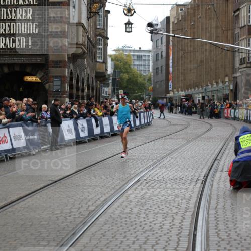 05.10.2025 - 20. swb-Marathon Bremen Yannick Fuchs http://msf.ph/oto/9272430 05.10.2025 12:19:13 Ziel 2049 meine-sportfotos.de