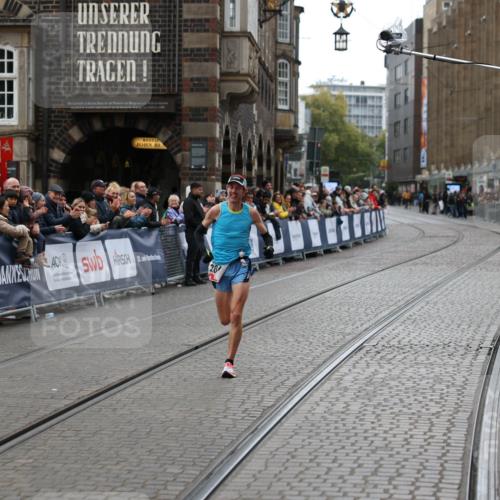 05.10.2025 - 20. swb-Marathon Bremen Yannick Fuchs http://msf.ph/oto/9272556 05.10.2025 12:19:15 Ziel 2049 meine-sportfotos.de