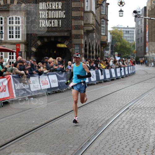 05.10.2025 - 20. swb-Marathon Bremen Yannick Fuchs http://msf.ph/oto/9272571 05.10.2025 12:19:15 Ziel 2049 meine-sportfotos.de