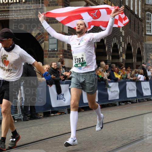 05.10.2025 - 20. swb-Marathon Bremen Strokosch-Dieckow http://msf.ph/oto/9272957 05.10.2025 13:03:02 Ziel 45, 2036, 2141, 2939, 3197, 4629, 7675 meine-sportfotos.de