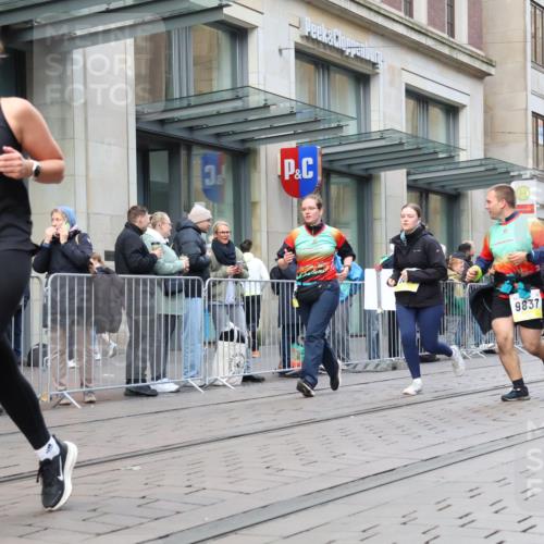 05.10.2025 - 20. swb-Marathon Bremen Strokosch-Dieckow http://msf.ph/oto/9272960 05.10.2025 11:10:44 Ziel 8865, 9245, 9264, 9273, 9664, 9822, 9823, 9836, 9837, 9948, 10183, 10415, 10614, 11158, 11257, 11318, 11395, 11544, 11560, 11578, 11580, 8865, 9245, 9264, 9273, 9664, 9822, 9823, 9836, 9837, 9948, 10183, 10415, 10614, 11158, 11257, 11318, 11395, 11544, 11560, 11578, 11580 meine-sportfotos.de