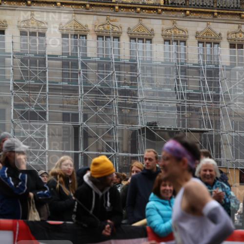 05.10.2025 - 20. swb-Marathon Bremen Yannick Fuchs http://msf.ph/oto/9273094 05.10.2025 12:21:09 Ziel 282, 1233 meine-sportfotos.de