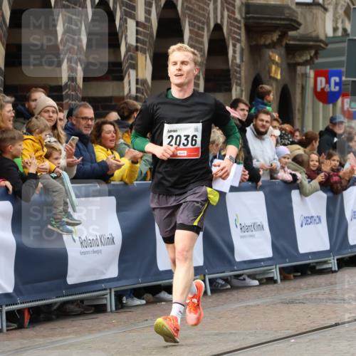 05.10.2025 - 20. swb-Marathon Bremen Strokosch-Dieckow http://msf.ph/oto/9273108 05.10.2025 13:03:09 Ziel 2036, 2141, 2939, 4629, 5831, 7675 meine-sportfotos.de