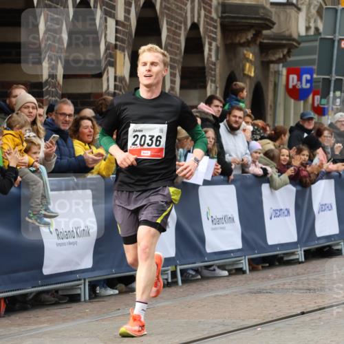 05.10.2025 - 20. swb-Marathon Bremen Strokosch-Dieckow http://msf.ph/oto/9273133 05.10.2025 13:03:09 Ziel 2036, 2141, 2939, 4629, 5831, 7675 meine-sportfotos.de