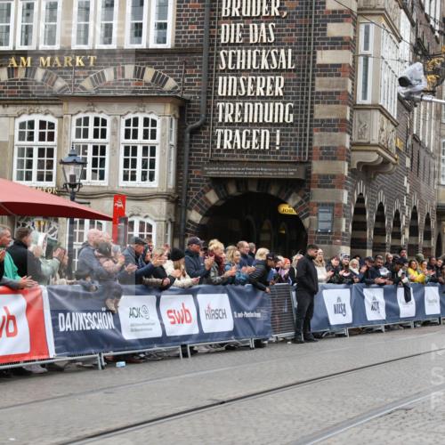 05.10.2025 - 20. swb-Marathon Bremen Yannick Fuchs http://msf.ph/oto/9273165 05.10.2025 12:22:09 Ziel  meine-sportfotos.de