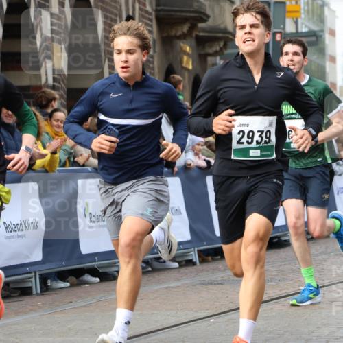 05.10.2025 - 20. swb-Marathon Bremen Strokosch-Dieckow http://msf.ph/oto/9273186 05.10.2025 13:03:10 Ziel 2036, 2939, 5831, 7675 meine-sportfotos.de