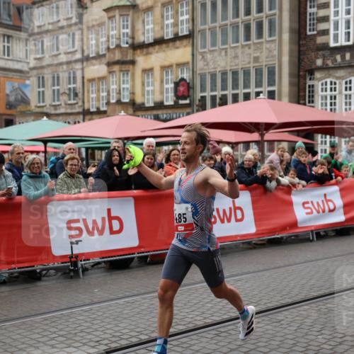 05.10.2025 - 20. swb-Marathon Bremen Yannick Fuchs http://msf.ph/oto/9273286 05.10.2025 12:22:13 Ziel 485 meine-sportfotos.de
